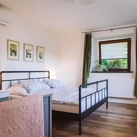 Relaxing Getaway - Newly Renovated Prázdninový dům Chrastice